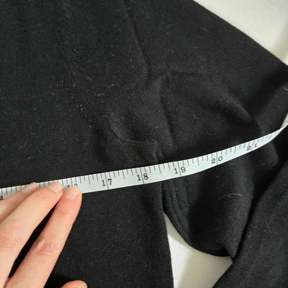 Banana Republic Italian Merino wool black Crew-Neck Sweater Baruffa men sz S - Picture 4 of 6